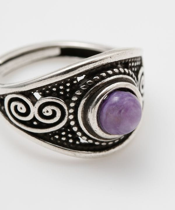 Ethnic Swirl Natural Stone Ring by AMINA - Ametsuchi