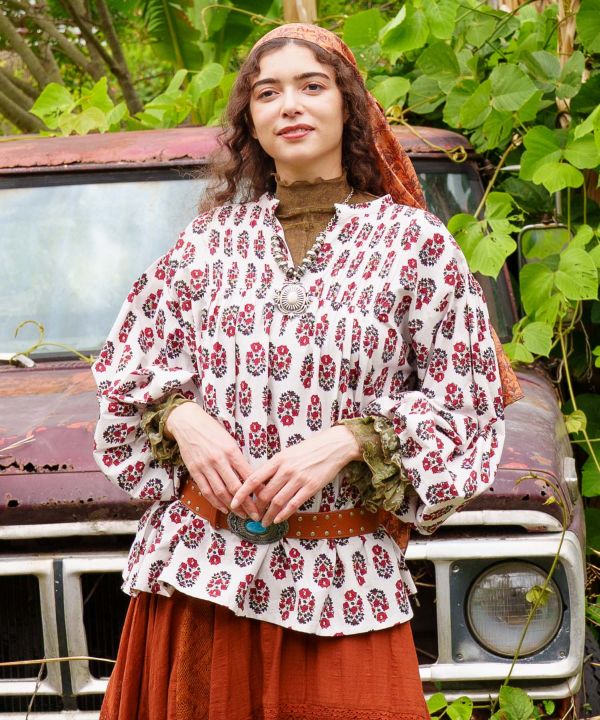 Indian Block Print Pattern Pintuck Top by AMINA - Ametsuchi