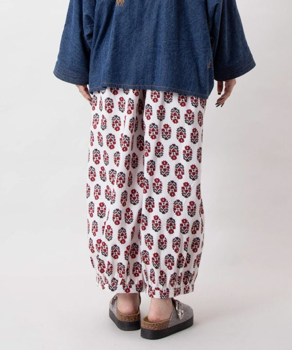 Curvy Balloon Pants - Indian Block Print Pattern by AMINA - Ametsuchi