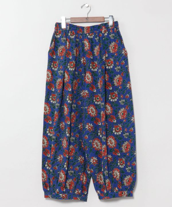 Curvy Balloon Pants - Indian Block Print Pattern by AMINA - Ametsuchi