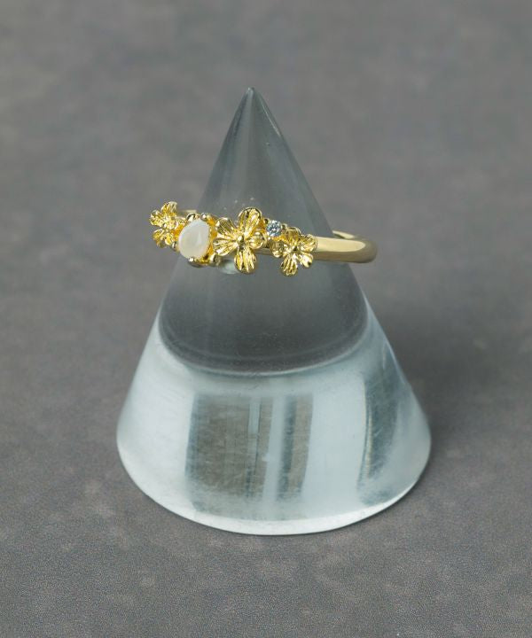 Floral Teardrop Natural Stone Ring
