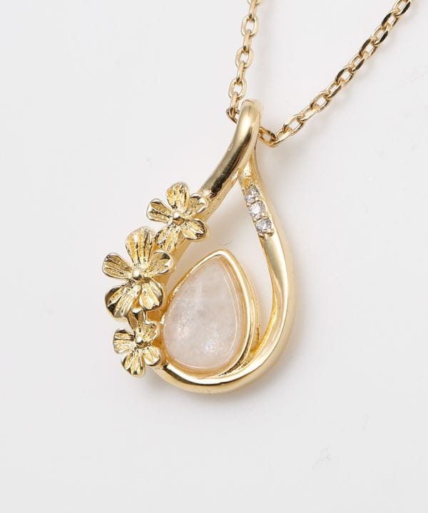 Petite Floral Natural Stone Necklace