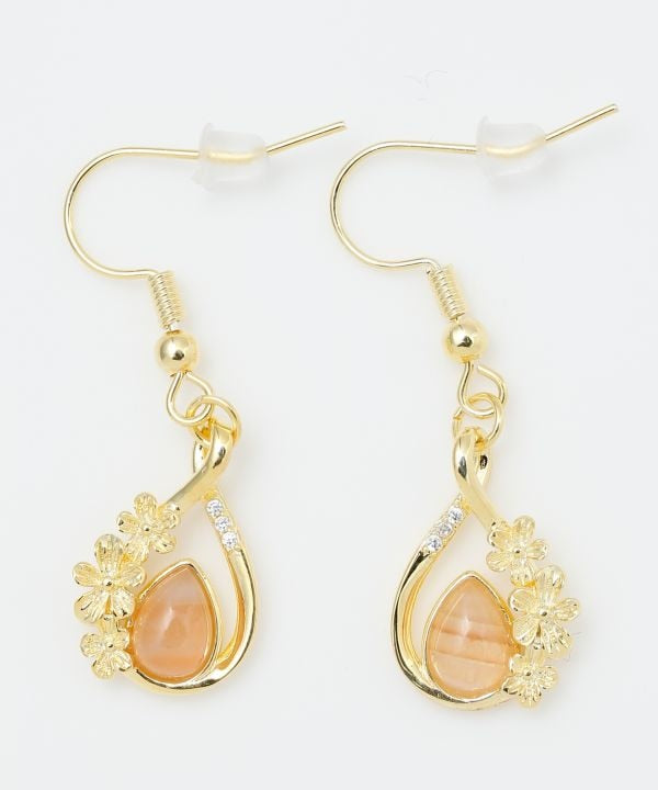 Petite Floral Natural Stone Earrings by 岩座 - Ametsuchi