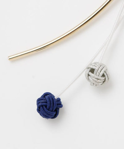 Japanese Mizuhiki Flower Ear Hook by Kaya - Ametsuchi
