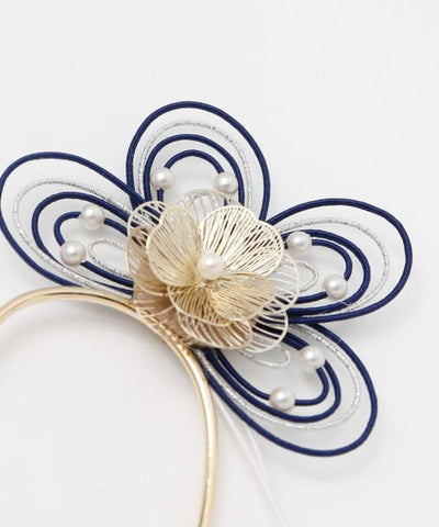 Japanese Mizuhiki Flower Ear Hook by Kaya - Ametsuchi