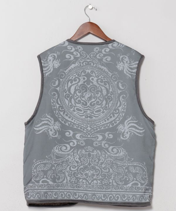Reversible Faux Fur Vest by AMINA - Ametsuchi