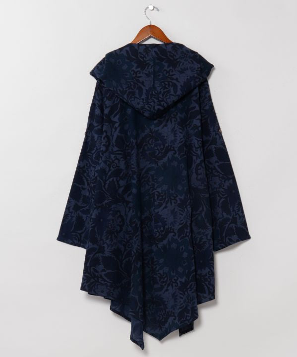 Botanical Relaxed Silhouette Cardigan by AMINA - Ametsuchi