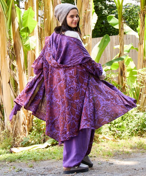 Botanical Relaxed Silhouette Cardigan by AMINA - Ametsuchi