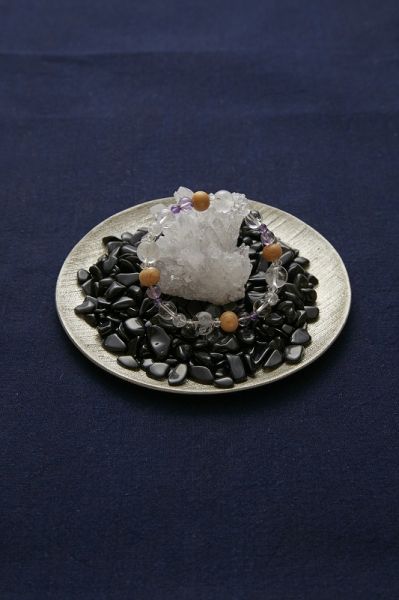 Chipped Black Crystal Pack