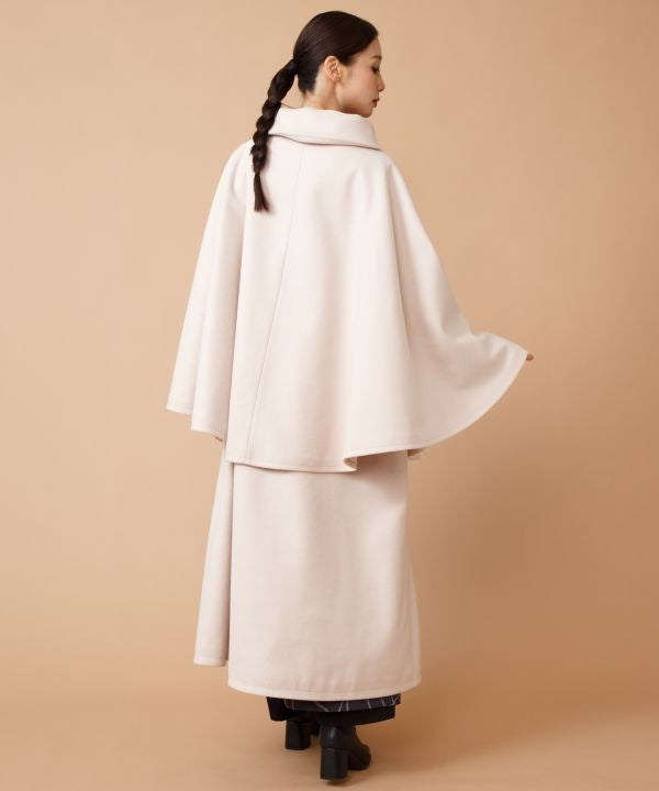 KAN AKANE Coat