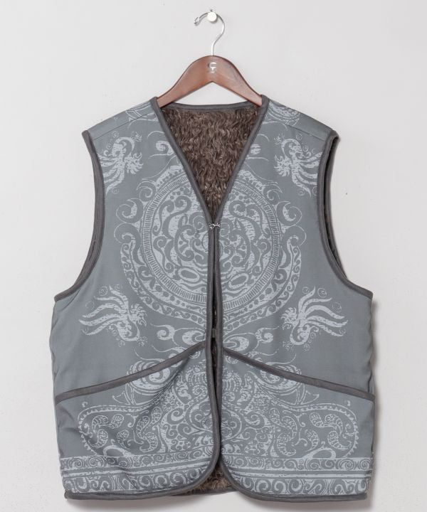 Reversible Faux Fur Vest by AMINA - Ametsuchi