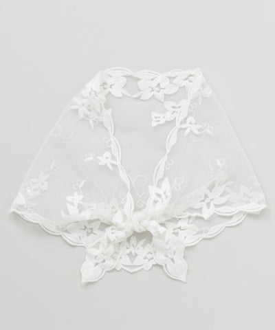 Embroidered Triangle Lace Stole by AMINA - Ametsuchi