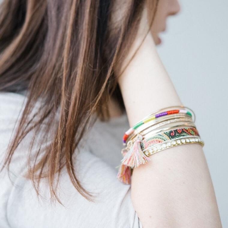 2. Lisez la poignée avec soin