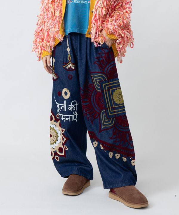 Ari Embroidered Denim Pants
