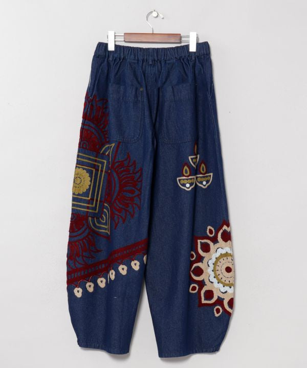 Ari Embroidered Denim Pants