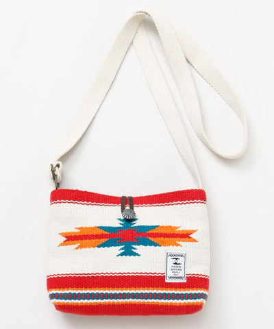 Geometric Pattern Woven Shoulder Bag