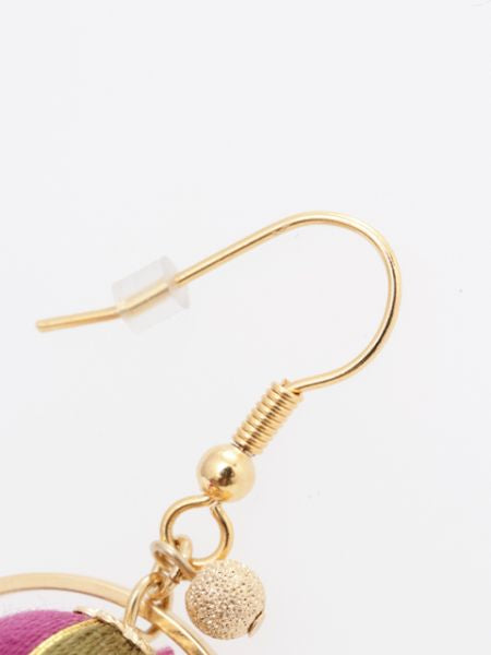 重ね手鞠ピアス