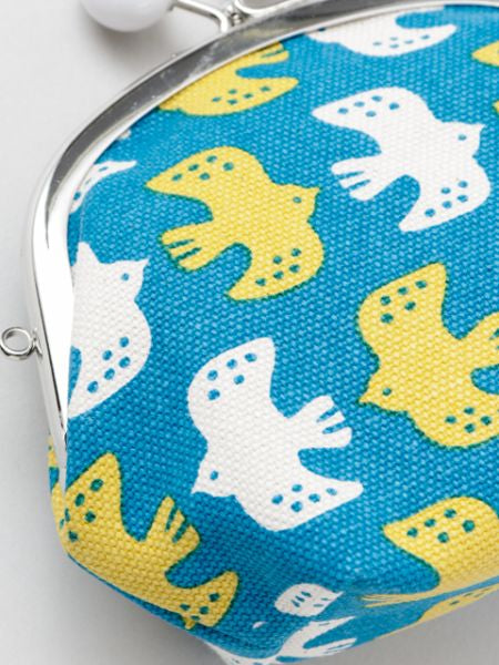 Retro Eastern Europe Motif GAMAGUCHI Clasp Pouch