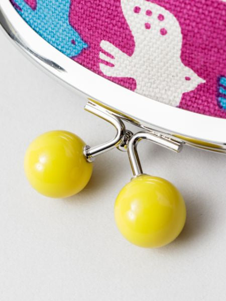 Retro Eastern Europe Motif GAMAGUCHI Clasp Pouch