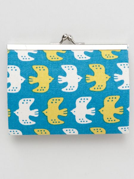 Retro Eastern Europe Motif GAMAGUCHI Clasp Wallet