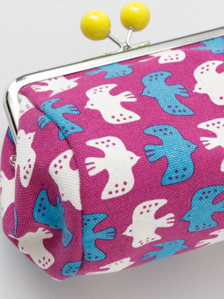 Retro Eastern Europe Motif GAMAGUCHI Clasp Pouch