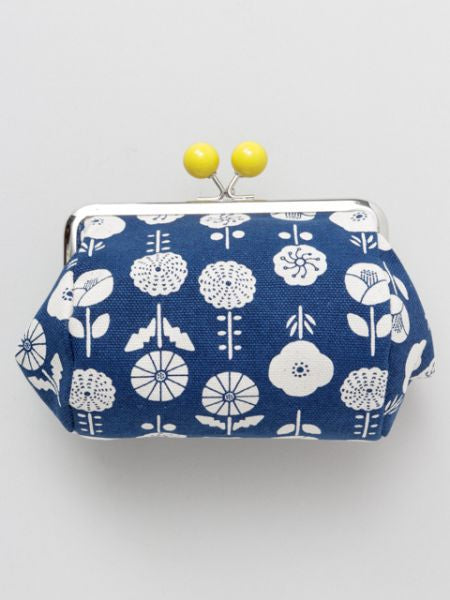 Retro Eastern Europe Motif GAMAGUCHI Clasp Pouch