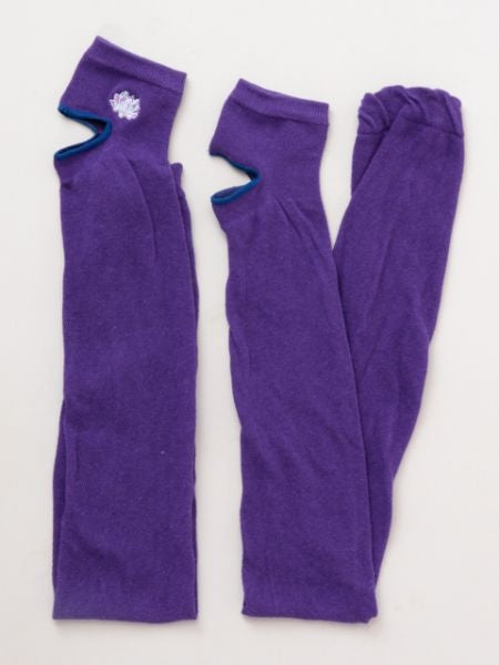 Embroidered Yoga Leg Covers by AMINA - Ametsuchi