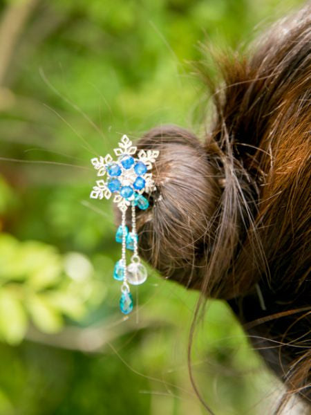 Openwork Flower Hair Stick