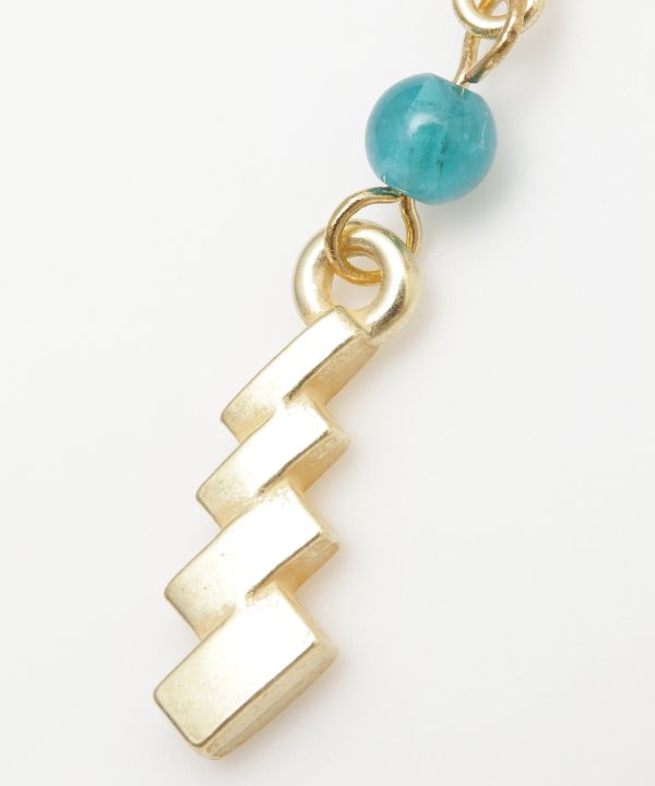 신사에서 영감을 받은 귀걸이 - GD