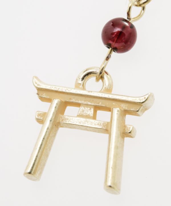 신사에서 영감을 받은 귀걸이 - GD