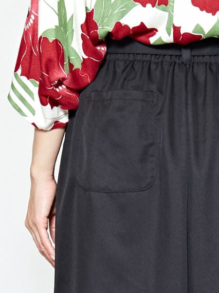 KIMONO Wide Pants - Back Pockets for Hip-up Effect