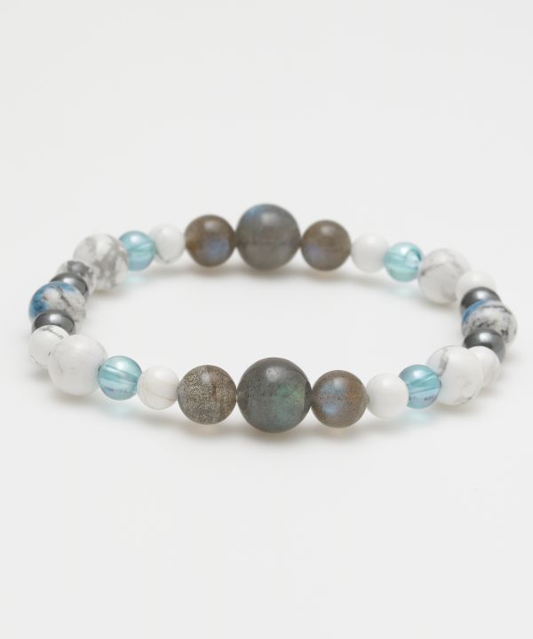 KOBU - White Howlite Bracelet
