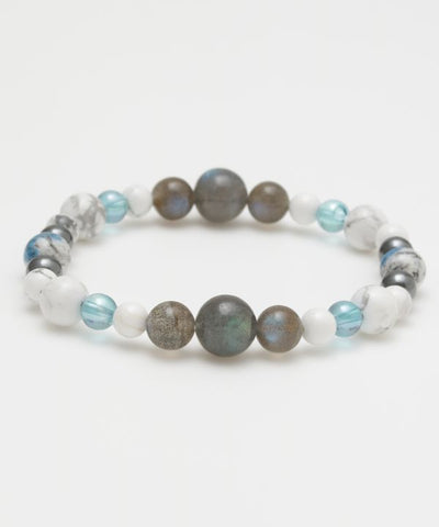 KOBU - White Howlite Bracelet