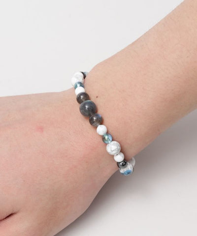 KOBU - White Howlite Bracelet