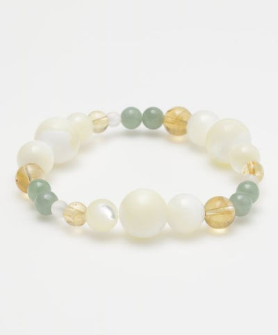 SHAKUYAKU - Mother of Pearl Bracelet