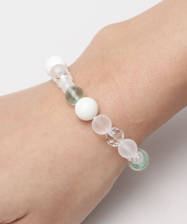 SUI-U - White Onyx Bracelet Bangles & Bracelets by 岩座 - Ametsuchi