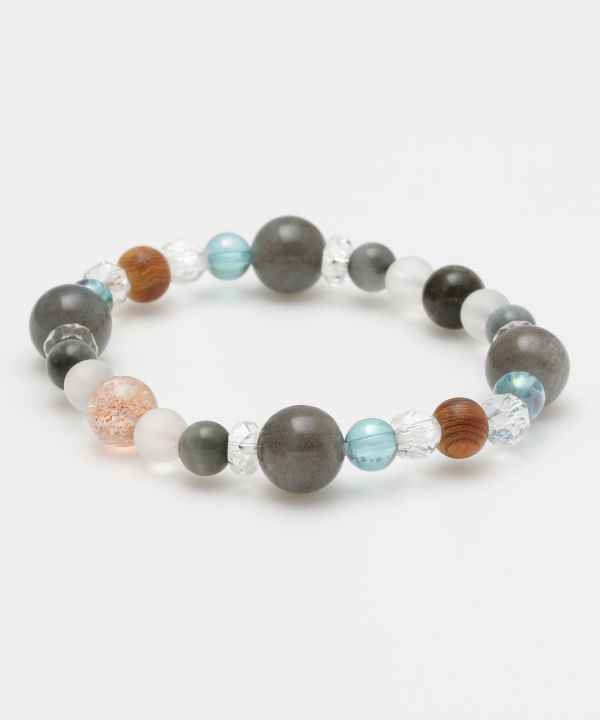 AMETSUCHI - Labradorite Bracelet Bangles & Bracelets by 岩座 - Ametsuchi