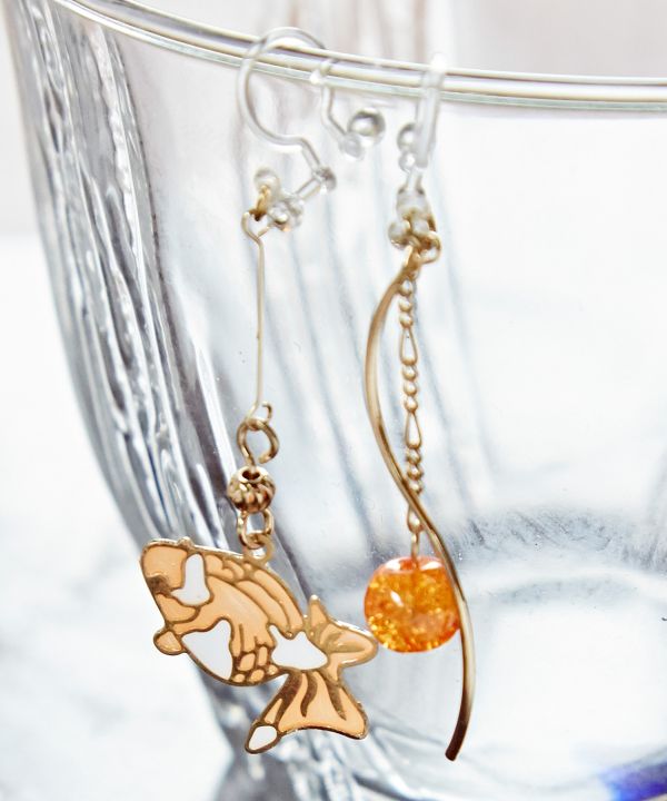 Pendientes de clip auspiciosos de KISSHO