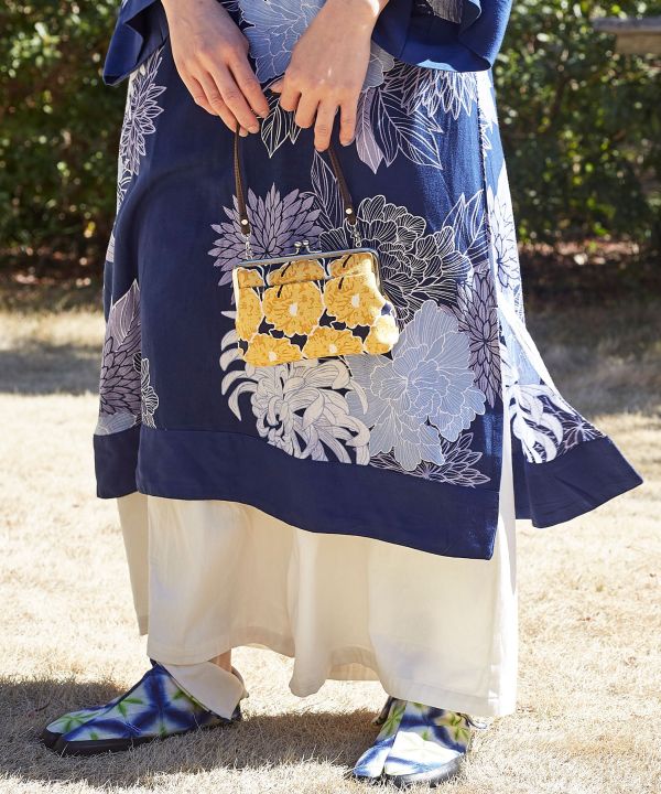 Classy Retro GAMAGUCHI Minimal Hand Bag