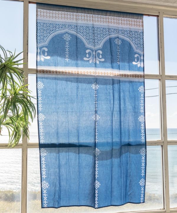 モロッコティーグラスカーテン