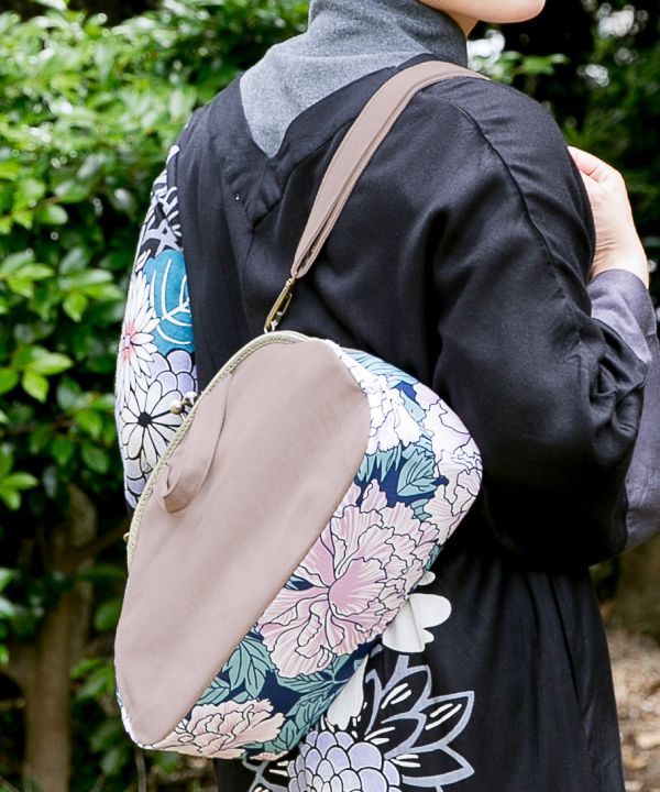 URAMASARI GAMAGUCHI Clasp Backpack