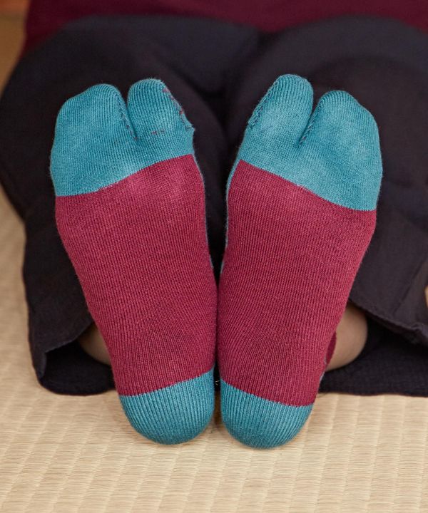 MACHI-MUSUME Thick TABI Socks - 23-25cm