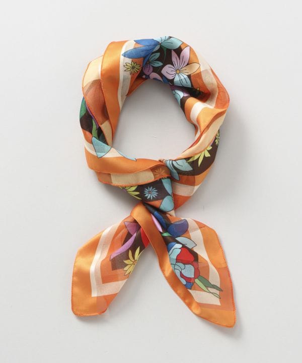 Retro Flower Scarf