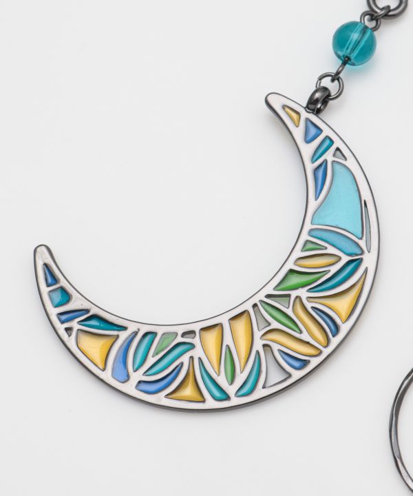 Spanish Color Earhook