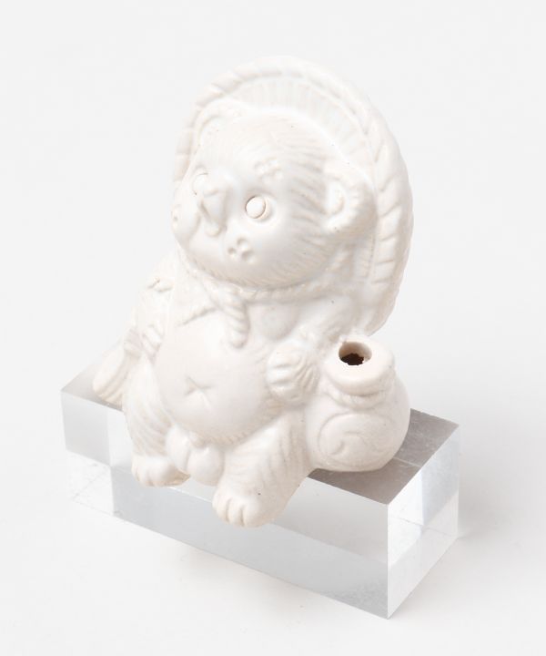 SHIGARAKI Ware Sitting TANUKI - White