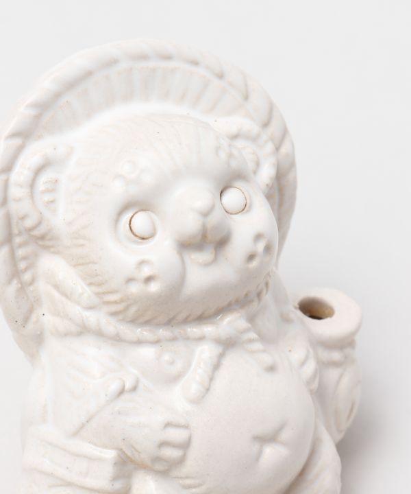 SHIGARAKI Ware Sitting TANUKI - White