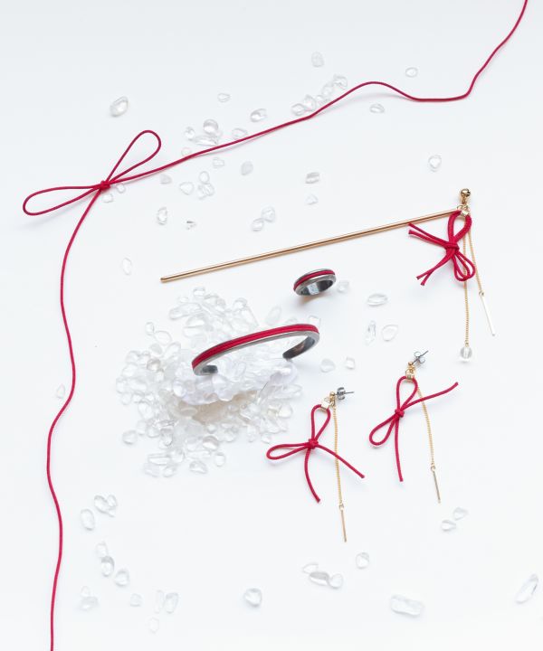 ENISHI - Magical Red Knot Earrings