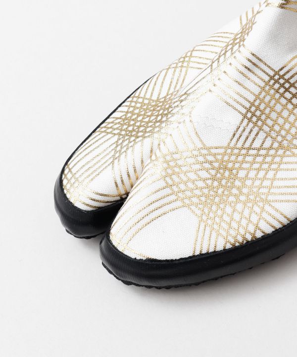 HAJIME-NO-HAJIME Boa TABI Shoes - White
