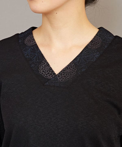 Kimono-like Neckline NAKAGI Top