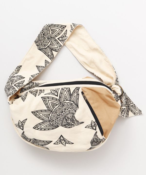 Damasquinado Inspired Shoulder Bag